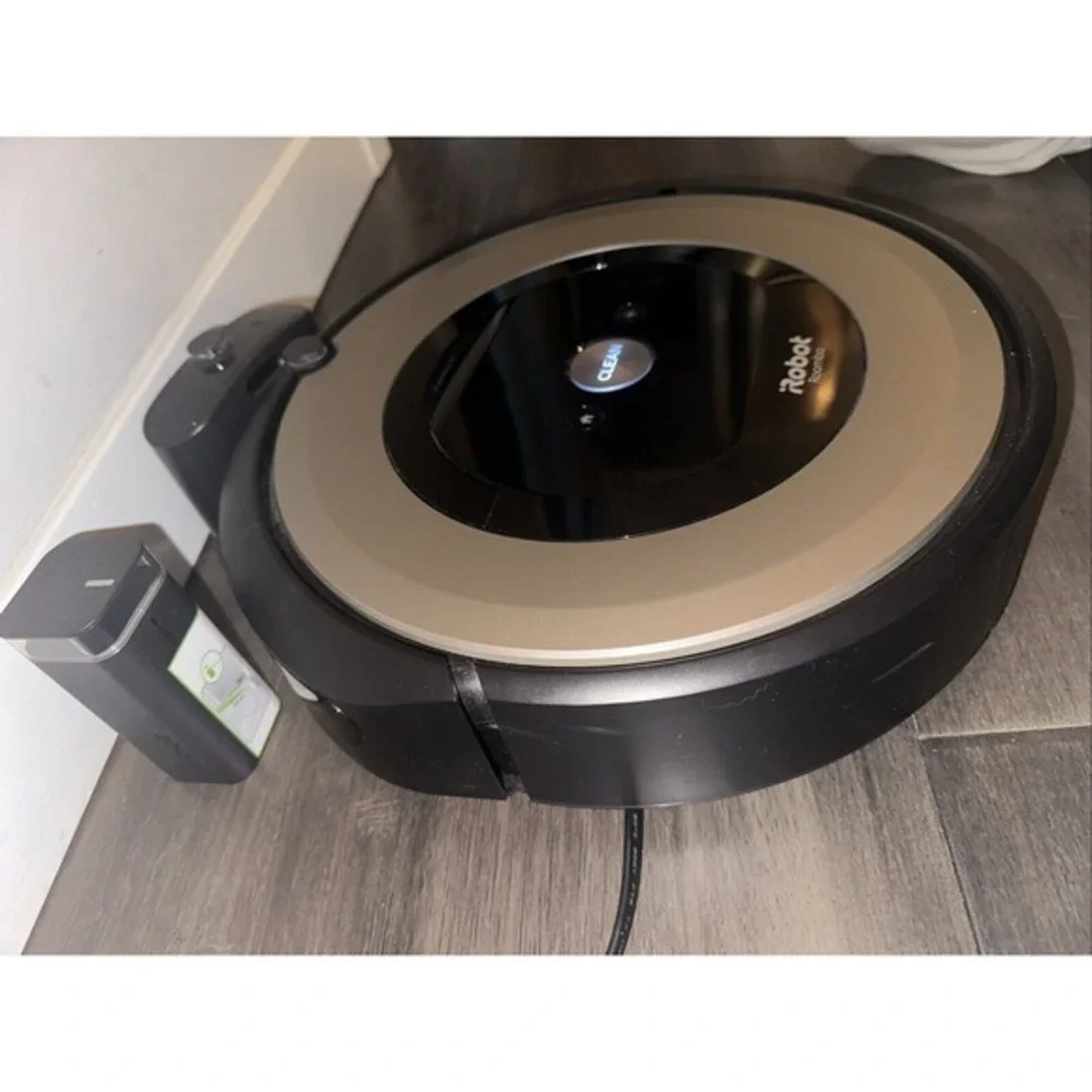 iRobot Roomba E6‎ Wi-Fi Vacuum Robotic Cleaner E6198 READ!